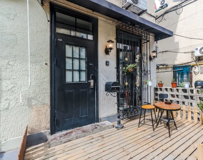 Cozy Apartment Best Location 1412 — забронировать отель в Шанхае