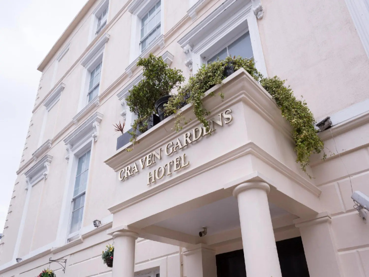 Цены на Smart Hyde Park View - Hostel в Лондоне