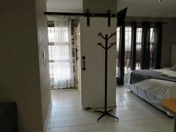 Villa Mariss Guesthouse 3 — отель в Кейптауне, Южноафриканская Республика