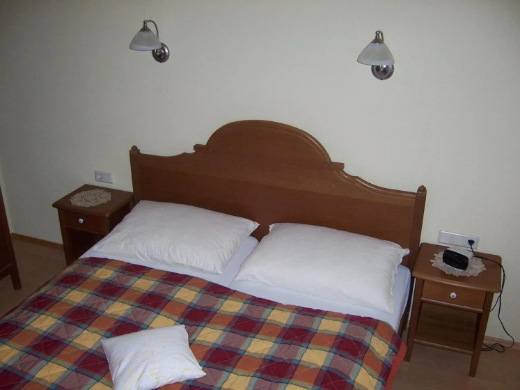 Gästehaus Riegler - Hotel in Wildon - Photo 1