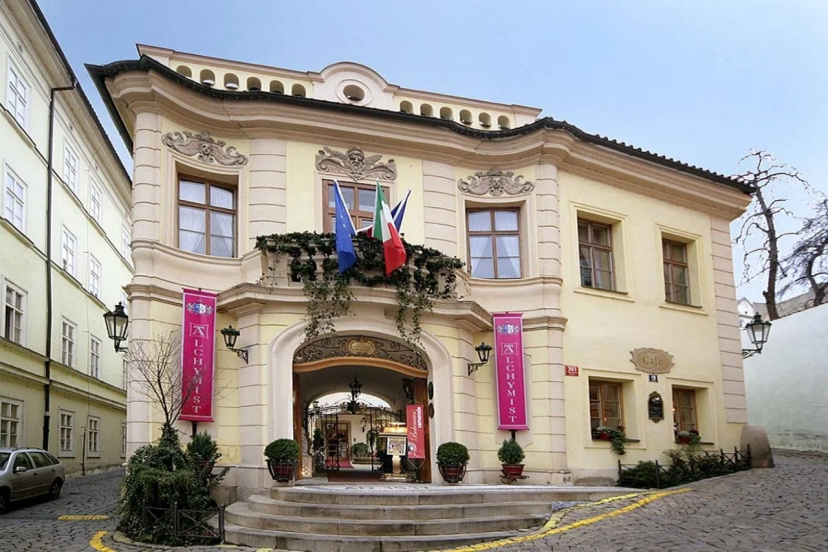 Alchymist Grand Hotel & Spa — отель в Праге для семейного отдыха
