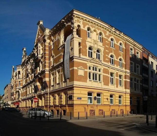 Moon Hostel Warszawa — отель с отзывами гостей в Варшаве
