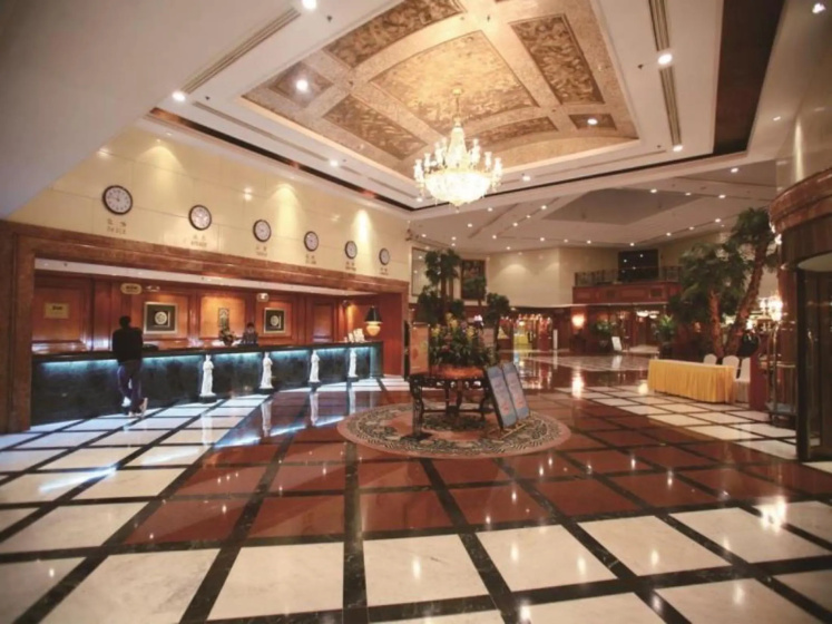 Huiquan Dynasty Hotel — отель с удобствами в Циндао