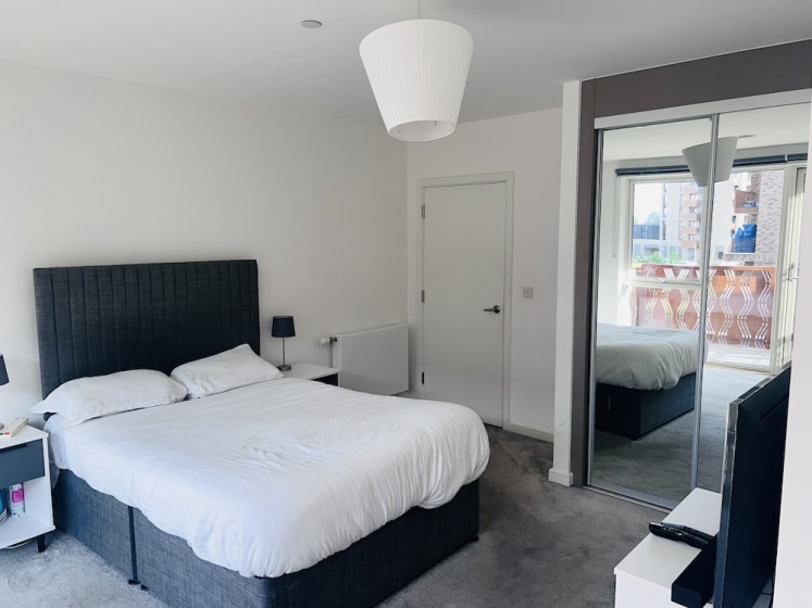 Lovely 1-bedroom With Private Balcony Near Barking — отзывы гостей и цены