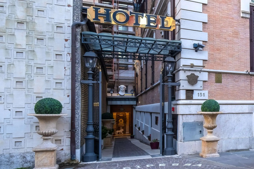 Сравните цены на Clarion Collection Hotel Principessa Isabella в Риме