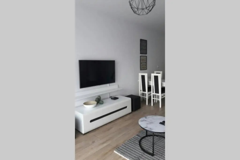 Lux Apartment close to Medicover and Paley — отзывы гостей и цены