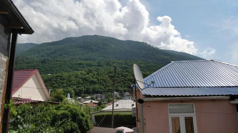 Guest House on Sosnalieva 22 — отель с удобствами в Гагра