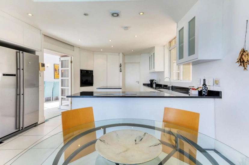 Цены на Camps Bay Villas в Кейптауне