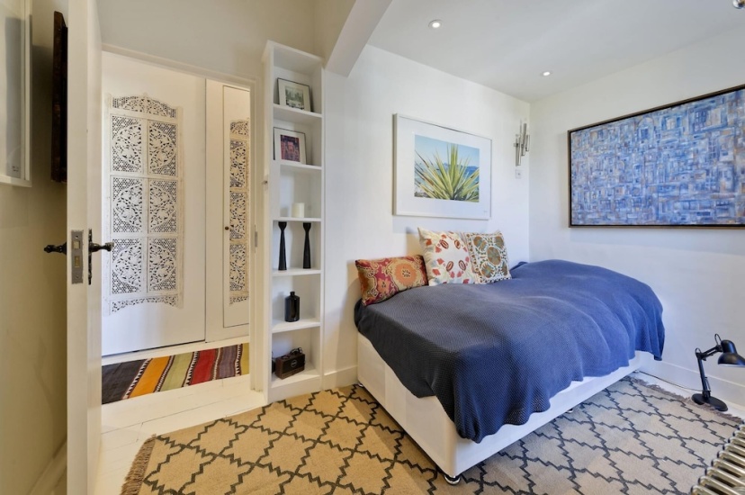Stylish 5 Bed House in St John s Wood Maida Vale 2 — отель в Лондоне, Соединенное Королевство
