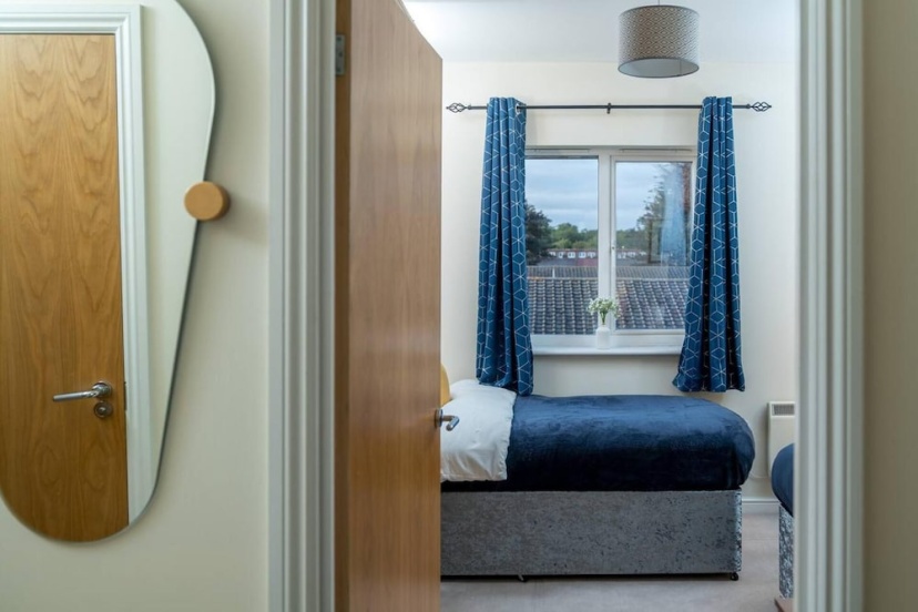 Cozy 2 bed Room Flat, Walking Distance From Excel — забронировать отель в Лондоне