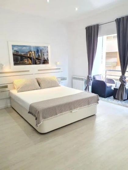 CasaMila Guest House — отель с удобствами в Аликанте