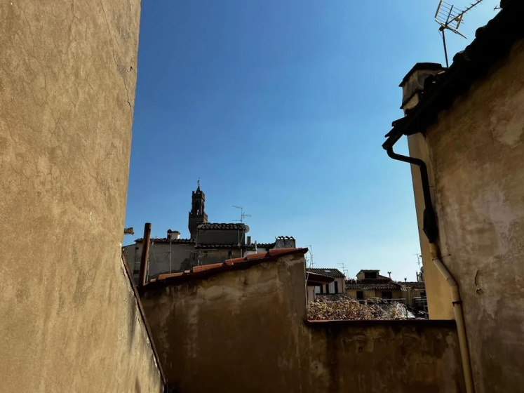 Corso 13 in Firenze With 3 Bedrooms and 2 Bathrooms — отель с удобным расположением в Флоренции
