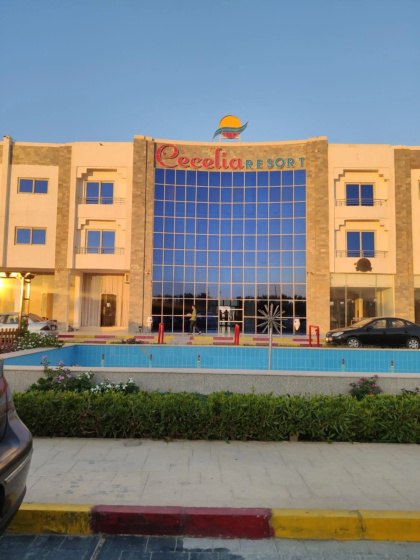 Cecelia Resort, Sea View Apartment — отель с удобным расположением в Хургаде