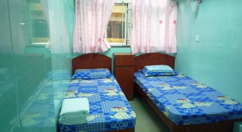 Loi Loi Guest House — забронировать отель в Гонконг