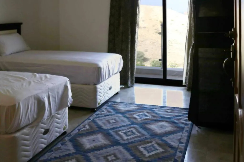 Serviced 2 bedroom apartment , with lovely view. — отель в мускате, Оман