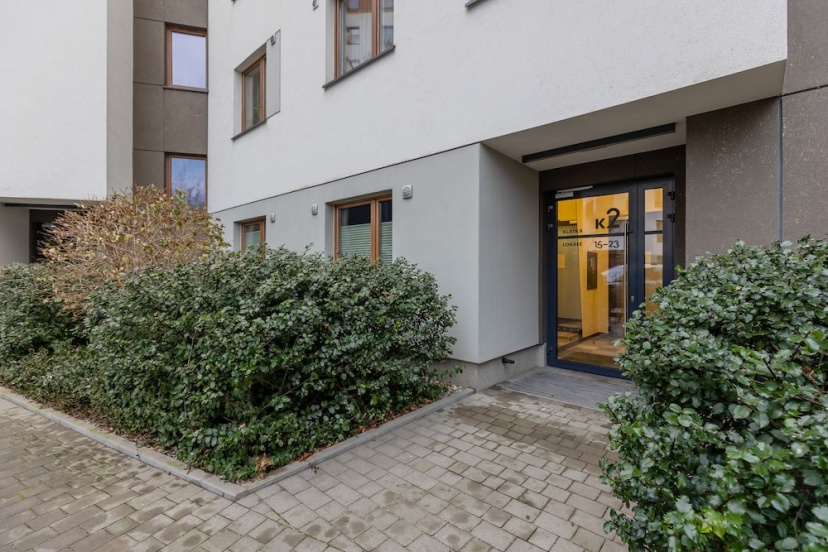 Spacious Apartment in Warsaw by Renters — отель с удобным расположением в Варшаве