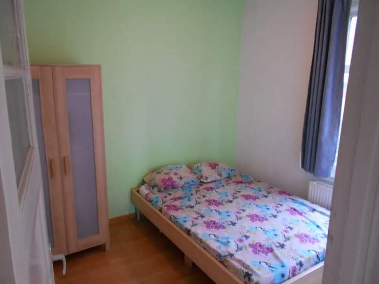 Room in Amsterdam Center No Parties Allowed — комфортный отель в Амстердаме