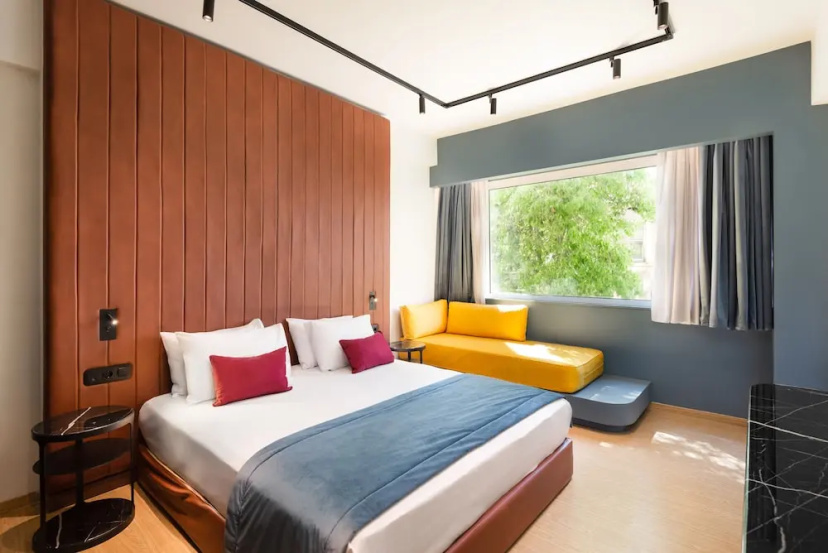 Colors Hotel Athens — отель в Афины для деловых поездок