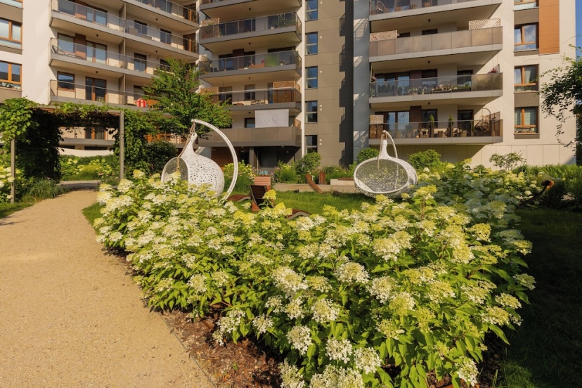 Modern Zoliborz Apartment by Renters — отель с удобствами в Варшаве