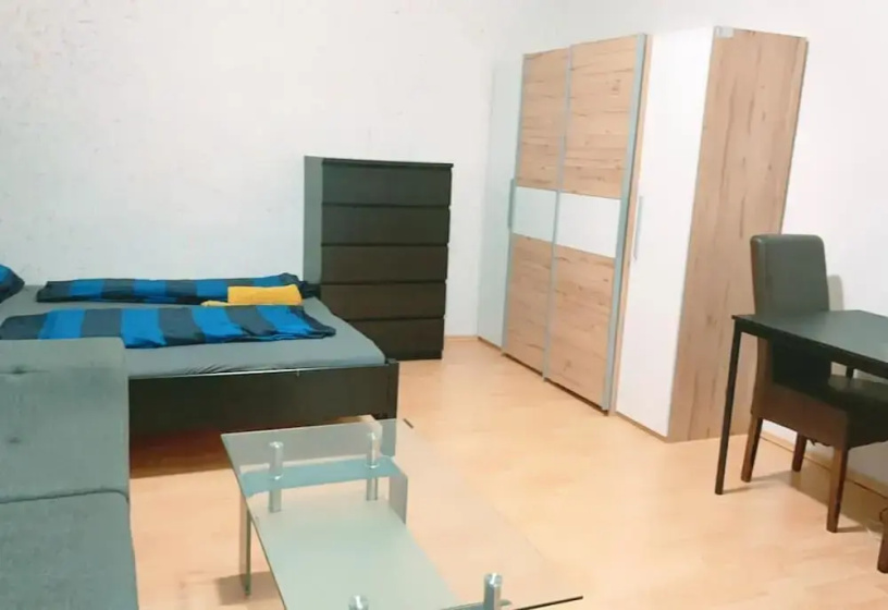 Bright Vienna 1BR Apartment Near Danube — отель с удобным расположением в вене