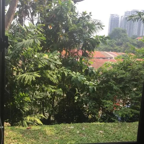 Цены на The Garden Apartment at Bangsar в Куала-Лумпуре