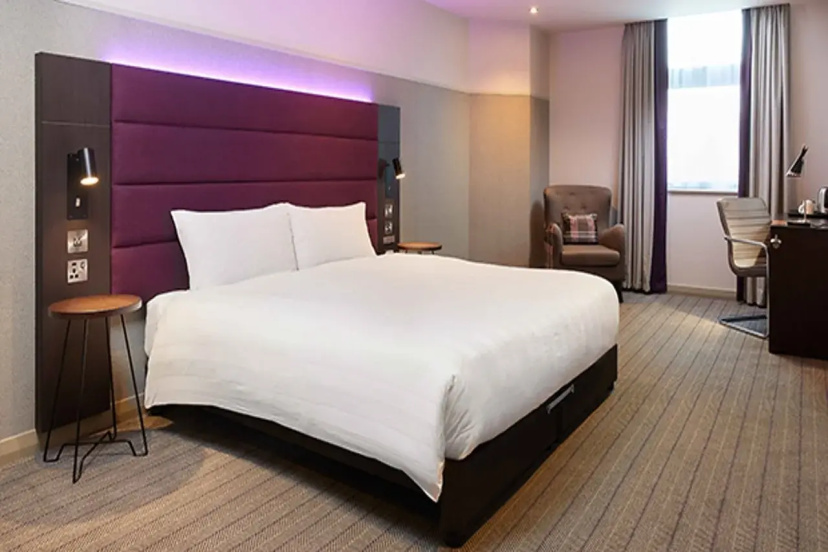 Premier Inn London Waterloo - Lambeth Road — комфортный отель в Лондоне