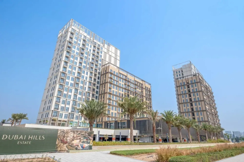 Elegant 2-bedroom in Dubai Hills With Pool and gym — забронировать отель в Дубае