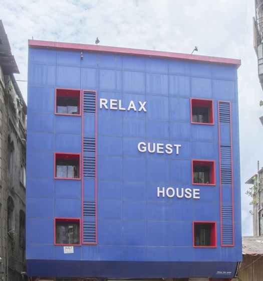Relax Guest House — отель с удобным расположением в Мумбаи