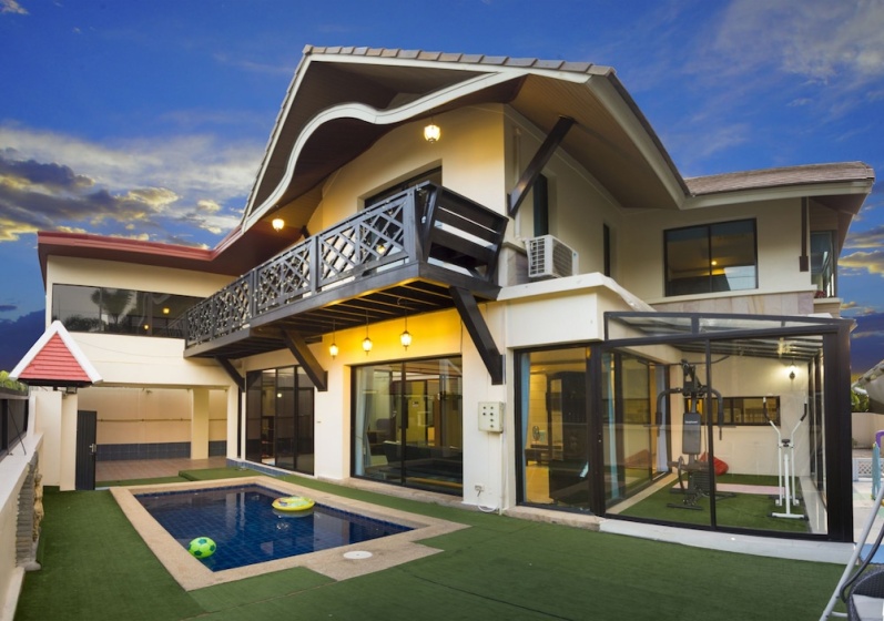 Nowhere Villa Pattaya — забронировать отель в Паттайе