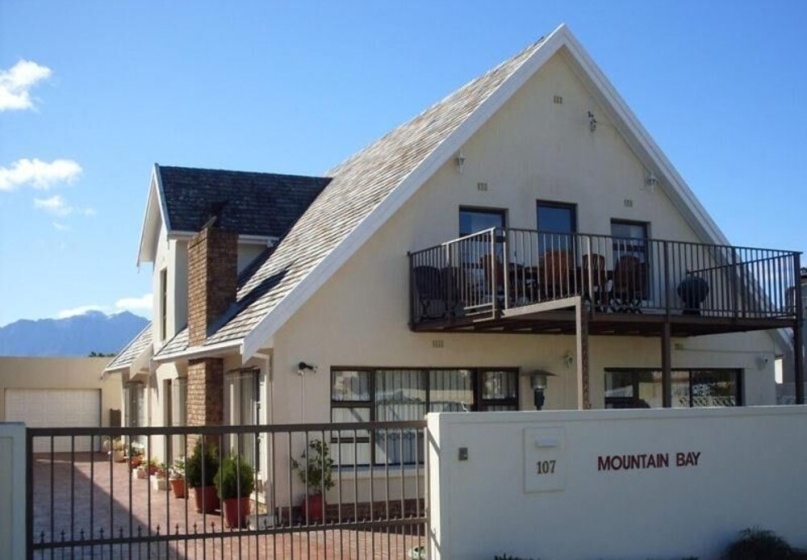 Цены на Mountain Bay Self Catering Apartments в Кейптауне