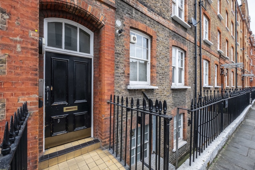 Bright Warwick Chambers Apartment - JPL — отель с удобствами в Лондоне