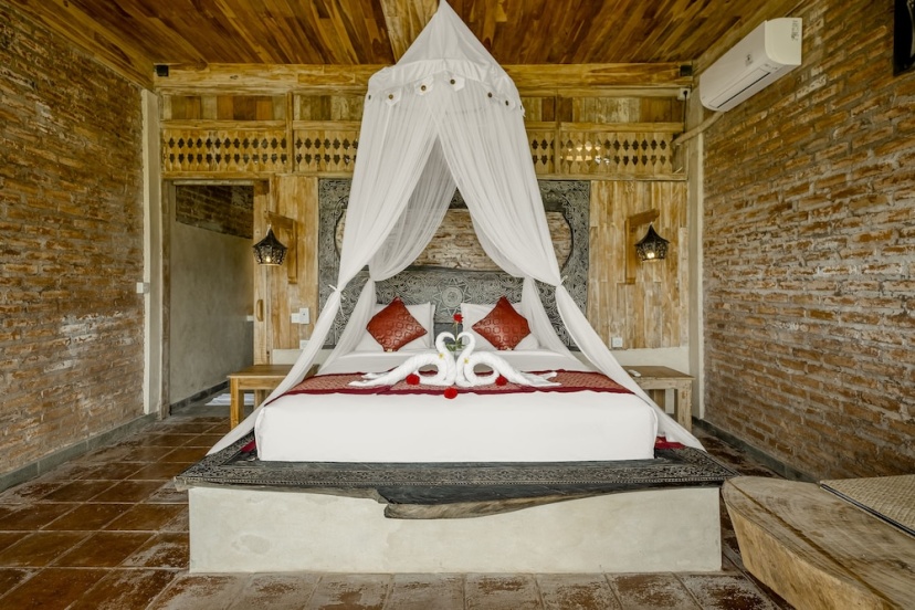 Joglo Organik Guesthouse — отель с удобствами в Убуде