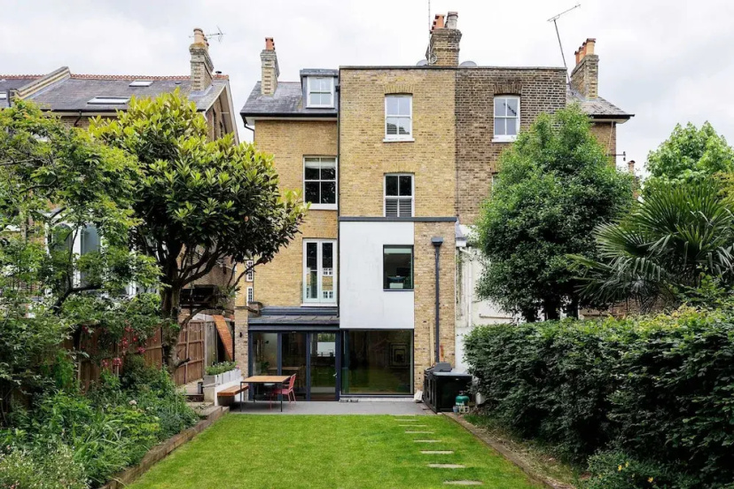 Цены на A Green Escape in London в Лондоне