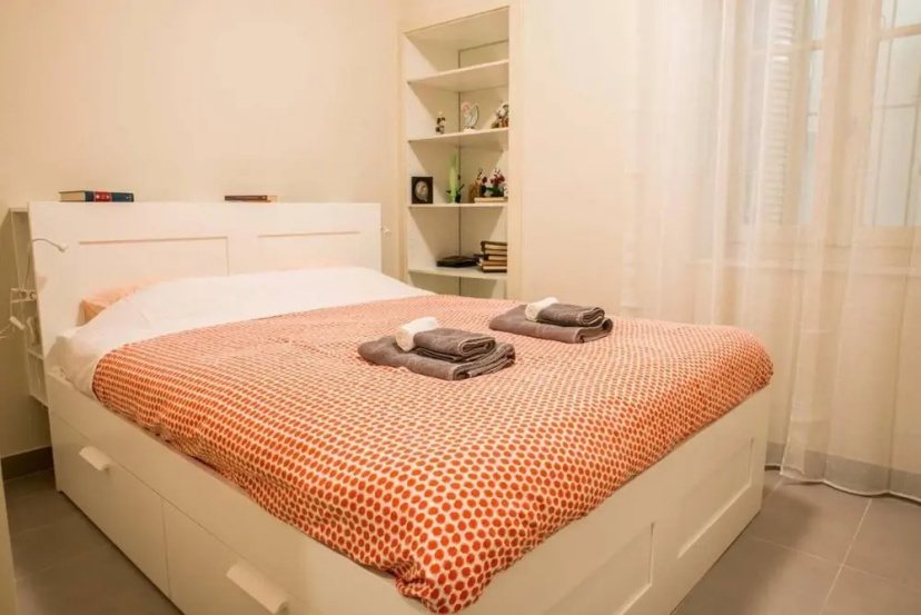 Fine Homey Cosy Apartment With Patio Near Metro — отель с удобным расположением в Афины