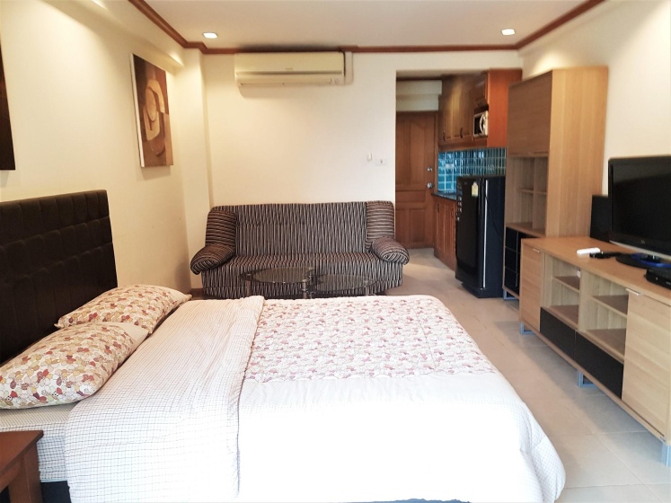 Цены на Sea view studio apartment Jomtien beach condominium Pattaya в Паттайе