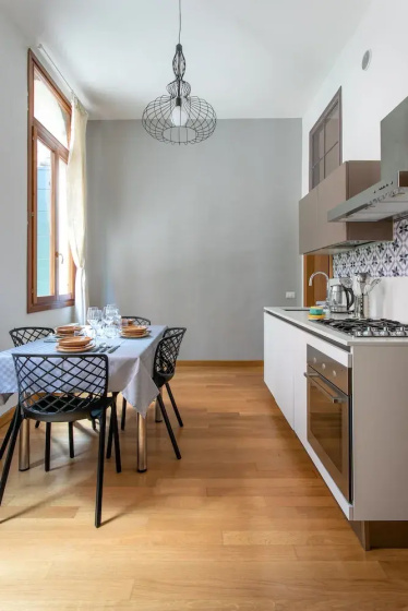 Цены на Rialto Bridge Lovely Apartment в Венеции