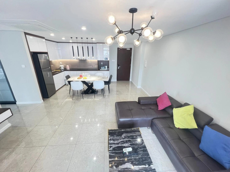 The Goldview Apartment - Luxury Apartment & Furnished Suites & River View & Infinity Pools & Gym & BBQ & High speed internet & Centrally located — отзывы гостей и цены