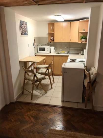 Révay 6 Apartment — комфортный отель в Будапеште