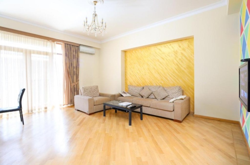 Stay Inn Apartments on 48 Aram street — отель в Ереван, Армения