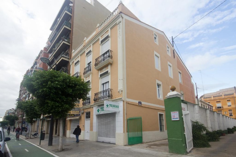 Цены на Luxury Apartments Puerto Valencia в Валенсии