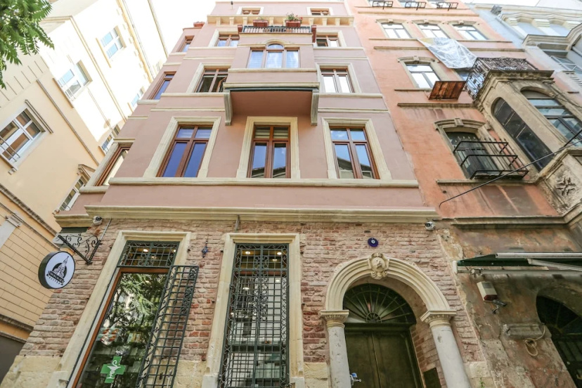 Цены на No 8 Galata в Стамбуле