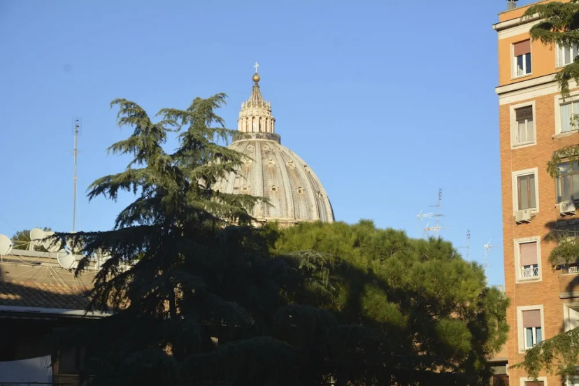House & The City - Vatican Apartments — комфортный отель в Риме