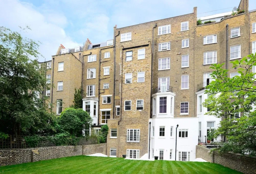 Somerset Court Apartments — комфортный отель в Лондоне