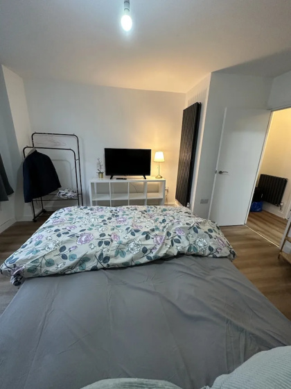 Lovely 1-bed Studio Near Canary Wharf, London — комфортный отель в Лондоне