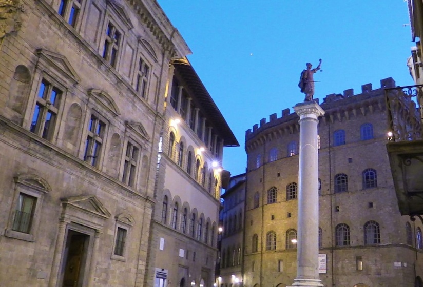Central Duomo Apartment With Fast Wifi — отель в Флоренции, Италия