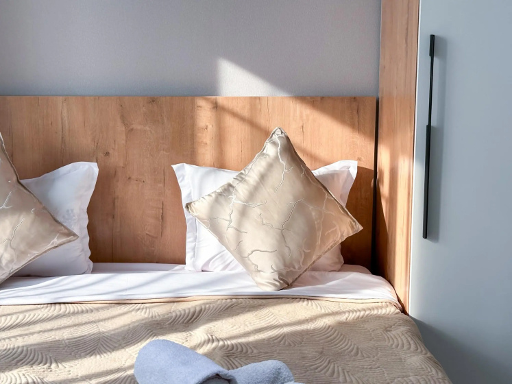 Meridian Apartments (Мередиан Апартментс) на улице Мукагали Макатаева 127/11 корпус 1 — отель с удобным расположением в Алматы