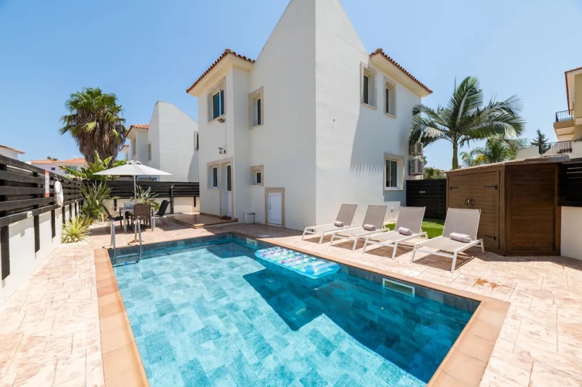 Villa Kohili in Protaras — забронировать отель в Протарас