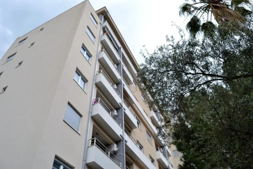 Yeshill Apartments 3 — отель в Будва, Черногория