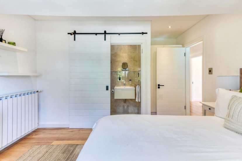 Maison De La Mer Luxury Camps Bay Villa — комфортный отель в Кейптауне