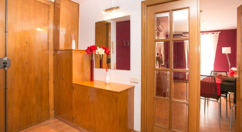 Apartment Red Special — отель в Барселоне, Испания